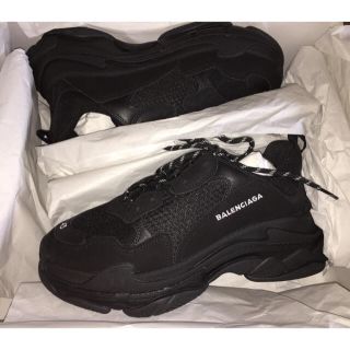 バレンシアガ(Balenciaga)の43 balenciaga triple s 新品未使用(スニーカー)