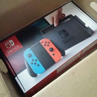 ニンテンドースイッチ(Nintendo Switch)のNinte switch スイッチ ネオンブルー/ネオンレッド(家庭用ゲーム機本体)