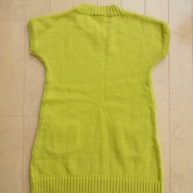 送料込　未使用品 Vネック ニット ワンピース 110cm キッズ 子供　10 キッズ/ベビー/マタニティのキッズ服女の子用(90cm~)(ワンピース)の商品写真