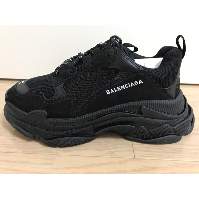 Balenciaga - 【期間限定セール】BALENCIAGA triple s 新品サイズ42 黒の通販 by GOZY202's