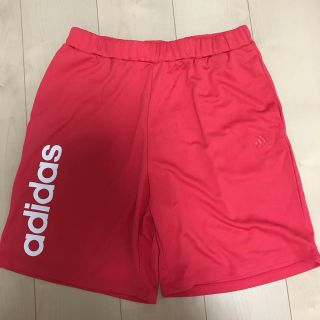 アディダス(adidas)のハーフパンツ(ハーフパンツ)