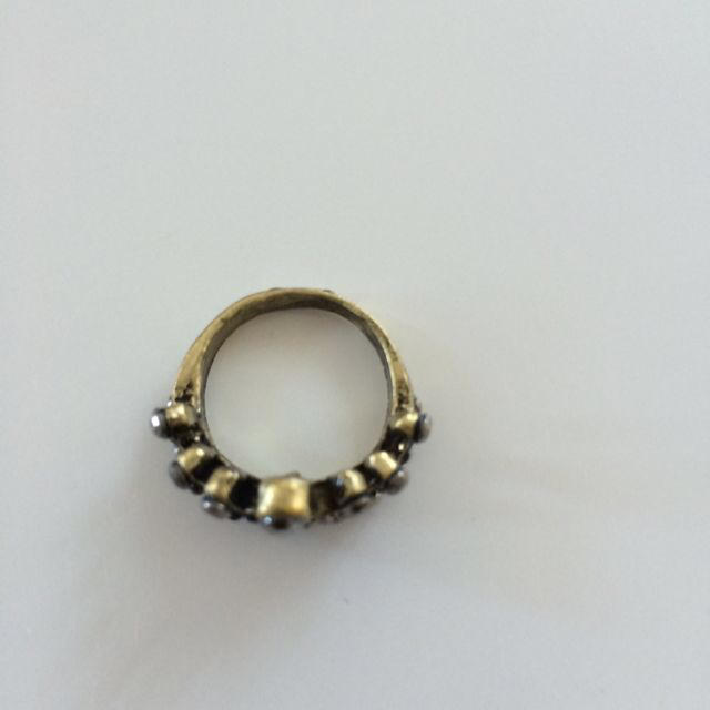 新品 王冠 リング レディースのアクセサリー(リング(指輪))の商品写真