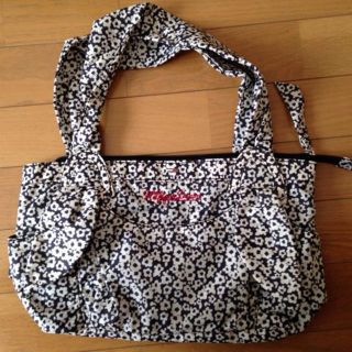 トミーヒルフィガー(TOMMY HILFIGER)のトミー 花柄ナイロントートバッグ(トートバッグ)