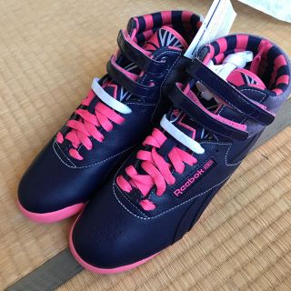 リーボック(Reebok)の値下げ！新品未使用 Reebok スニーカー(スニーカー)