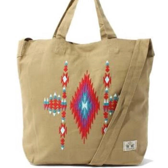 titicaca(チチカカ)のチチカカ 刺繍 2way ショルダーバッグ レディースのバッグ(ショルダーバッグ)の商品写真