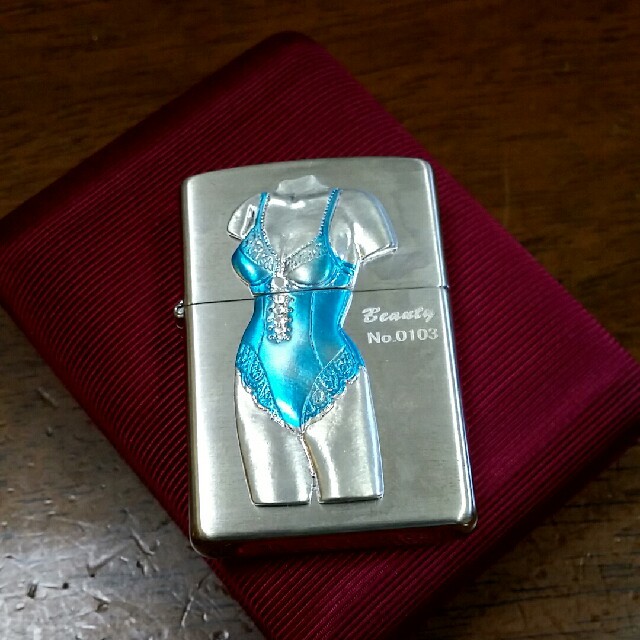 ZIPPO(ジッポー)のZIPPO SEXY BEAUTY ブルー 2002年製造 ジッポライター メンズのファッション小物(タバコグッズ)の商品写真