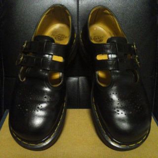 ドクターマーチン(Dr.Martens)の【専用】Dr.Martens 英国製 メリージェーン UK7 黒 ヴィンテージ(ローファー/革靴)