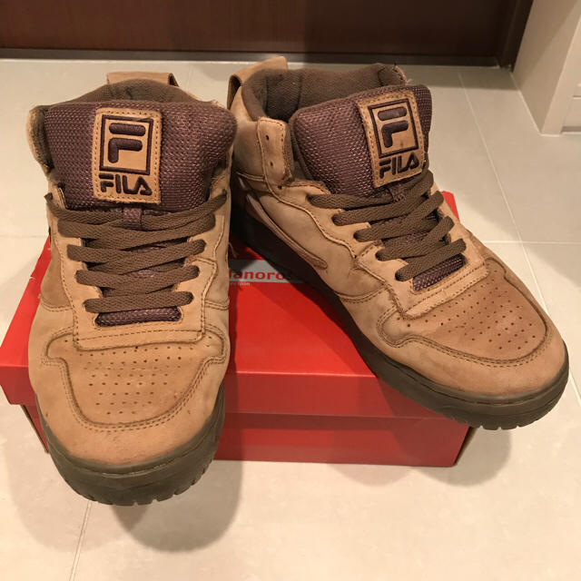 FILA(フィラ)の【大特価！！】フィラ FILA 28cm ブーツ スニーカー 茶色 メンズの靴/シューズ(スニーカー)の商品写真