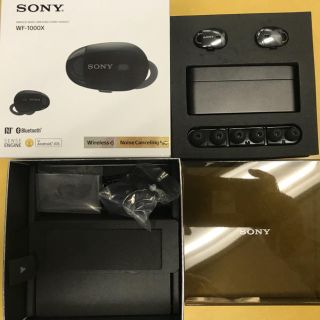 ソニー(SONY)のSONY  WF-1000X ブラック 美品 短期使用(ヘッドフォン/イヤフォン)