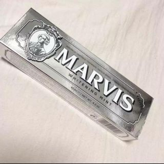 マービス(MARVIS)のMARVIS 85ml ホワイトニングミント(歯磨き粉)