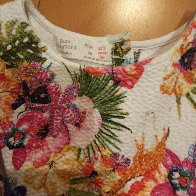 ZARA KIDS(ザラキッズ)の大幅値下げ★美品 ZARAbaby 花柄ワンピース キッズ/ベビー/マタニティのキッズ服女の子用(90cm~)(ワンピース)の商品写真