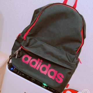 アディダス(adidas)のadidasリュック 美品(リュック/バックパック)