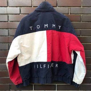 トミーヒルフィガー(TOMMY HILFIGER)の超希少【90s】TOMMY HILFIGER ビッグロゴ セーリングジャケット(ナイロンジャケット)