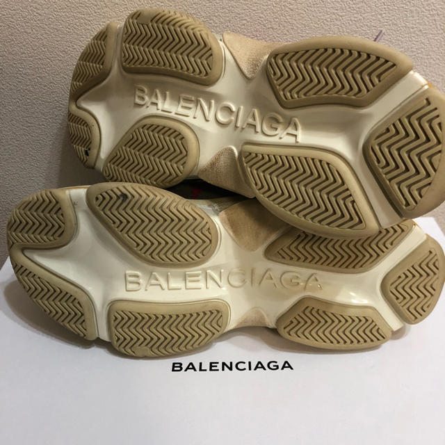 Balenciaga トリコロール マルチ トリプルエスの通販 by ganjinn's shop｜バレンシアガならラクマ - 41 balenciaga triple s 超歓迎通販