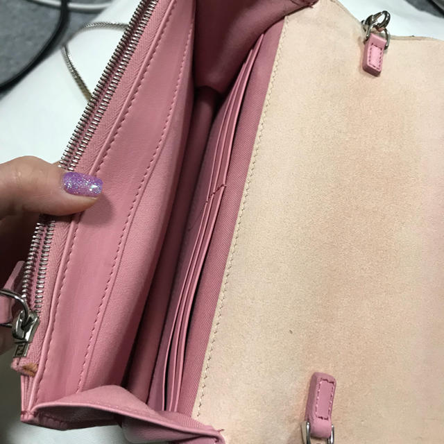 FENDI(フェンディ)のフェンディ♡FENDI チェーンウォレット ピンク レディースのバッグ(ショルダーバッグ)の商品写真