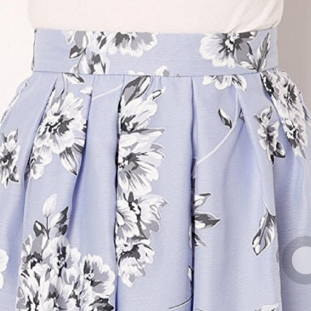 INGNI(イング)の花柄🖤スカート レディースのスカート(ひざ丈スカート)の商品写真