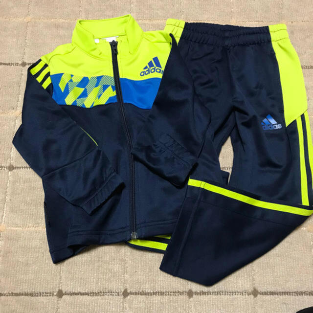 adidas(アディダス)のアディダス ジャージ 上下 100cm キッズ/ベビー/マタニティのキッズ服男の子用(90cm~)(その他)の商品写真