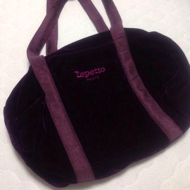 repetto(レペット)のrepettoコーデュロイバッグ♥︎ レディースのバッグ(ショルダーバッグ)の商品写真