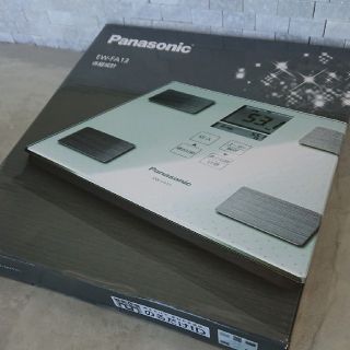 パナソニック(Panasonic)の【新品】パナソニック 体重・体組成計  EW-FA13-w(体重計/体脂肪計)