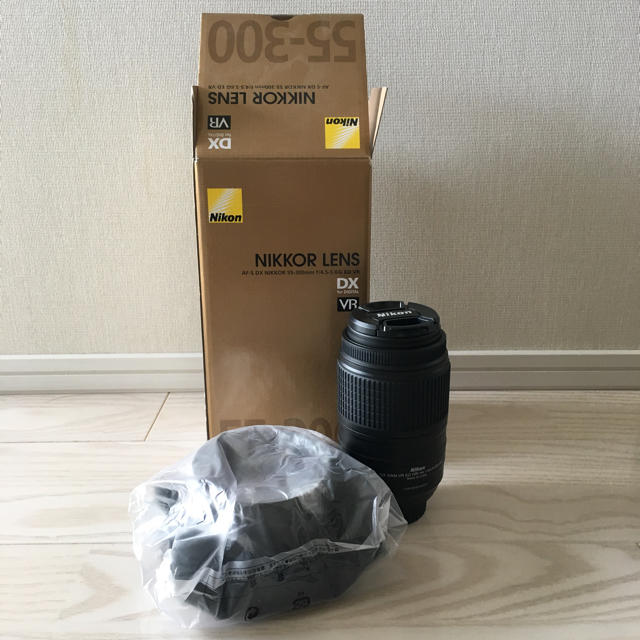 NIKON 55-300 レンズ新品未使用カメラ