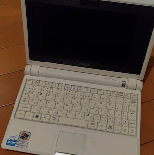 エイスース(ASUS)のASUS Eee PC 4G Surf(ノートPC)