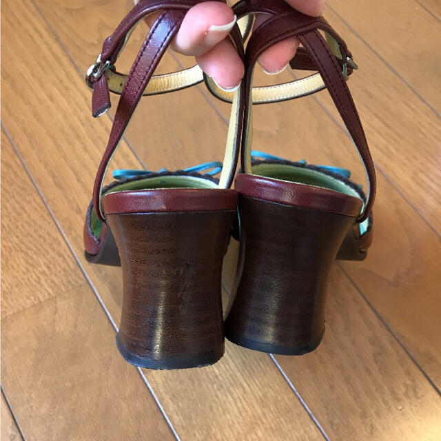 TSUMORI CHISATO(ツモリチサト)のCATCH BALL パンプス 22.5 レディースの靴/シューズ(ハイヒール/パンプス)の商品写真