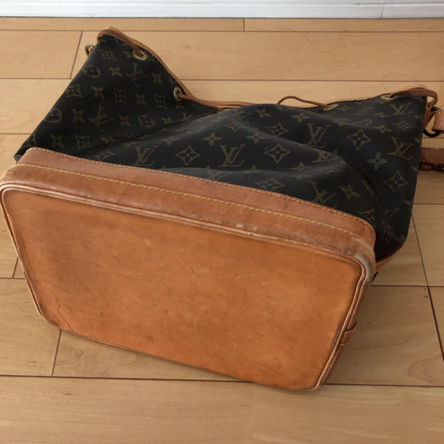 LOUIS VUITTON(ルイヴィトン)のmery 様専用【正規品★ユーズド】Louis Vuitton★ノエ★モノグラム レディースのバッグ(ショルダーバッグ)の商品写真