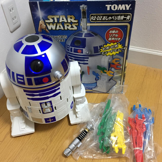 Takara Tomy(タカラトミー)のコスモス様専用☺︎スターウォーズ R2D2 ライトセーバー タカラトミー 黒ひげ エンタメ/ホビーのフィギュア(SF/ファンタジー/ホラー)の商品写真