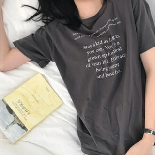 【SALE】プリントTシャツ 半袖 ロゴ 韓国服 オルチャン シンプル 2色(Tシャツ(半袖/袖なし))
