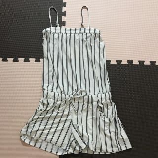 シマムラ(しまむら)の夏服ロンパース(サロペット/オーバーオール)