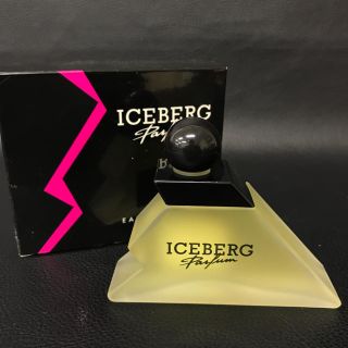 アイスバーグ(ICEBERG)のほぼ未使用 アイスバーグ パルファム オーデトワレ 50ml レディース 香水(香水(女性用))