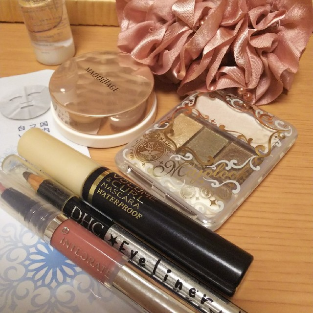 MAQuillAGE(マキアージュ)の値下げ☆送料無料 MAQuillAGEなど合計10点｡２､３度使用｡中古。 コスメ/美容のコスメ/美容 その他(その他)の商品写真