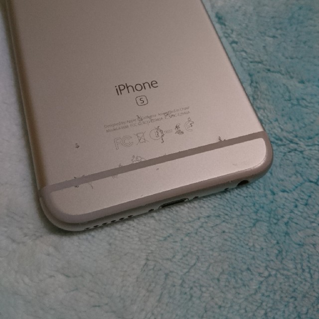 iPhone(アイフォーン)のiPhone 6s docomo シルバー 64GB スマホ/家電/カメラのスマートフォン/携帯電話(スマートフォン本体)の商品写真