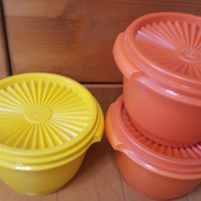 【中古】ベルポピー　Tupperware タッパーウェア インテリア/住まい/日用品のキッチン/食器(容器)の商品写真