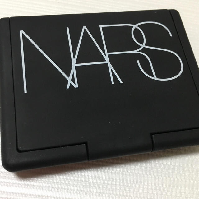 NARS(ナーズ)の半額！NARS ブラッシュ 4018N コスメ/美容のベースメイク/化粧品(チーク)の商品写真