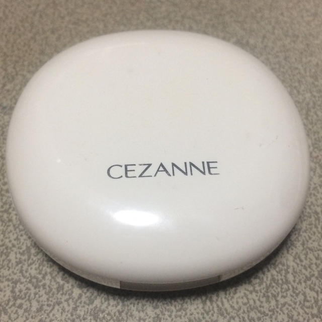 CEZANNE（セザンヌ化粧品）(セザンヌケショウヒン)のセザンヌ UVフェイスパウダー イエロー コスメ/美容のベースメイク/化粧品(フェイスパウダー)の商品写真