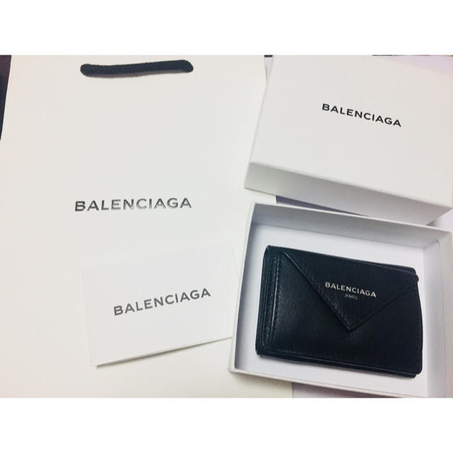 BALENCIAGA バレンシアガ ペーパーウォレット ブラック 日本に 52%割引