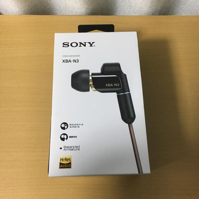 SONY(ソニー)のSONY イヤホン ハイレゾ対応 カナル型 ケーブル着脱式 XBA-N3 スマホ/家電/カメラのオーディオ機器(ヘッドフォン/イヤフォン)の商品写真