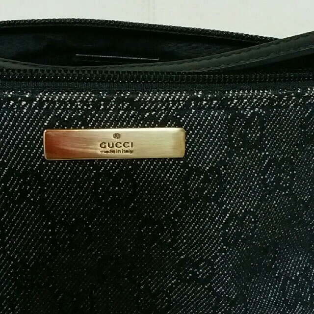 Gucci(グッチ)のまる4665様専用【未使用】GUCCI グッチ アクセサリーポーチ レディースのファッション小物(ポーチ)の商品写真