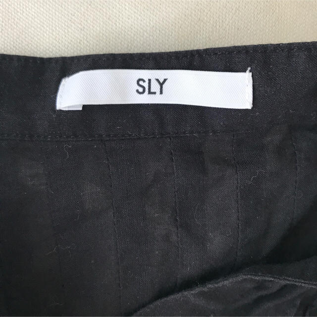 SLY(スライ)のSLY ブラウス レディースのトップス(シャツ/ブラウス(長袖/七分))の商品写真