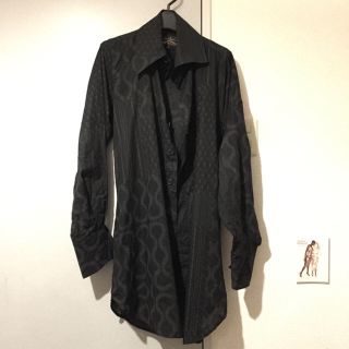 ヴィヴィアンウエストウッド(Vivienne Westwood)のたろもち様専用 Anglomania スクイグル変形ロングシャツ(シャツ/ブラウス(長袖/七分))