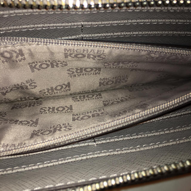 Michael Kors(マイケルコース)のマイケルコース  長財布 レディースのファッション小物(財布)の商品写真