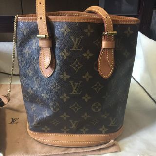 ルイヴィトン(LOUIS VUITTON)のルイヴィトン バケット 小(バッグ)