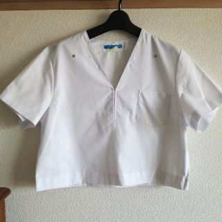 セーラー服　夏服　半袖　襟　カフス　なし　ホワイト(衣装)