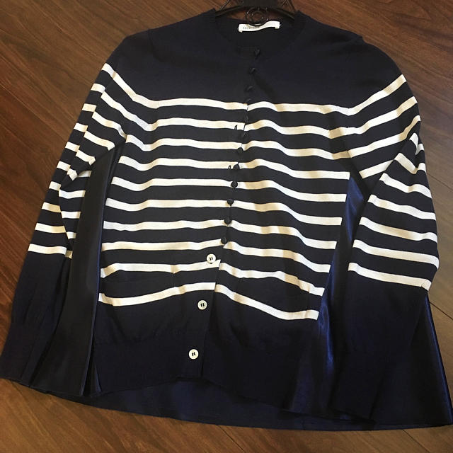 sacai luck(サカイラック)のsacai luck バックフリルカーディガン 美品 レディースのトップス(カーディガン)の商品写真