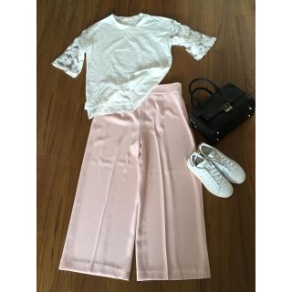 ザラ(ZARA)の【新品・未使用】ザラ ZARA ワイドパンツ(カジュアルパンツ)