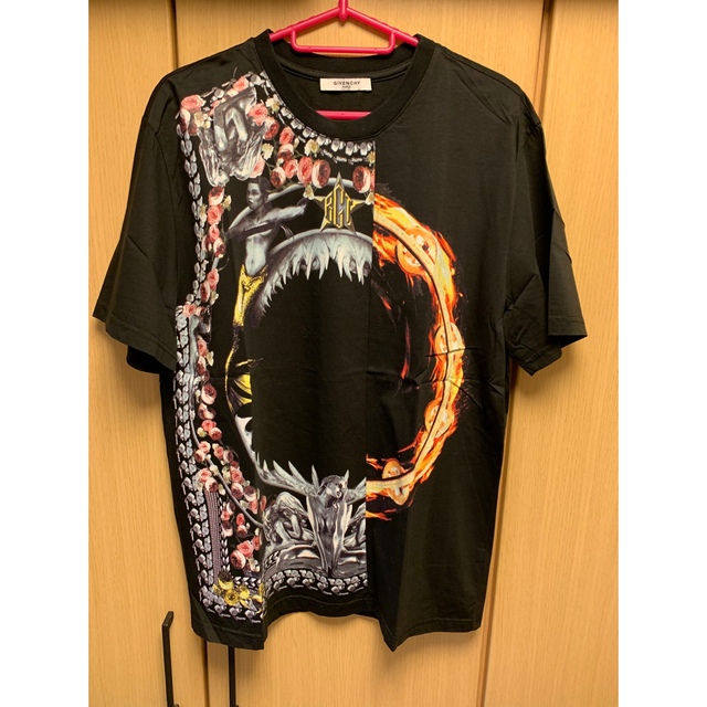 正規 Givenchy ジバンシィ シャーク フレイム ロットワイラー Tシャツ