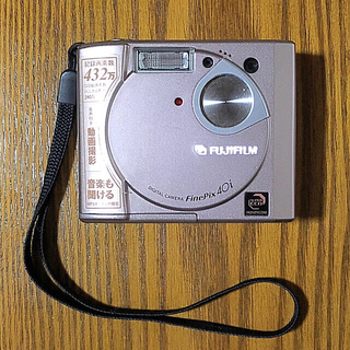 フジフイルム(富士フイルム)のデジカメ FinePix 40i(コンパクトデジタルカメラ)