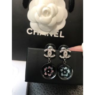 シャネル(CHANEL)の【naoko0801様専用】CHANELピアス(ピアス)