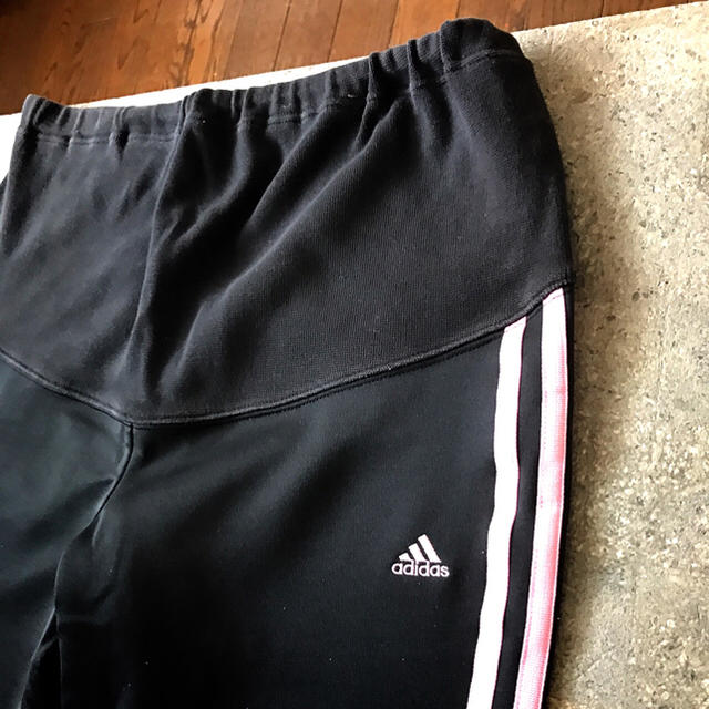 adidas(アディダス)のadidas マタニティ Mサイズ キッズ/ベビー/マタニティのマタニティ(マタニティボトムス)の商品写真